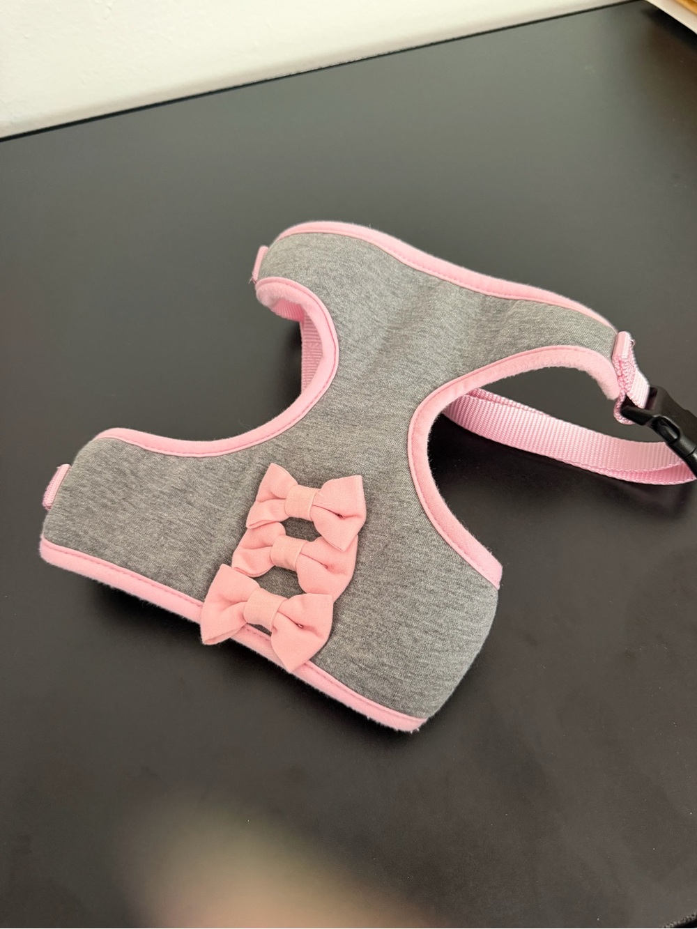 Soft Gray & Pink Bow Dog Harness - Comfortable Everyday Wear